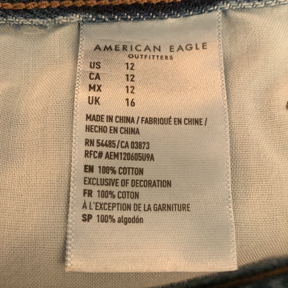 American Eagle Shorts - Picture 7 of 9